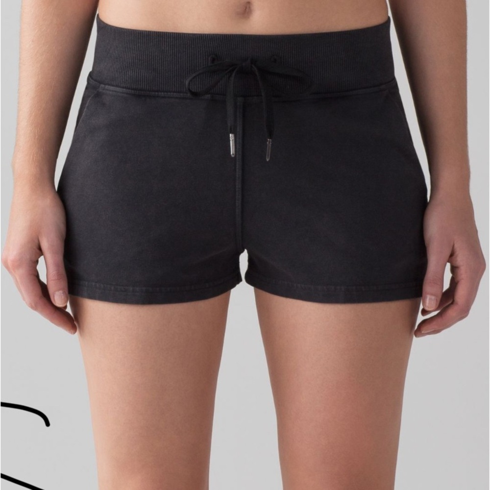 Lululemon Athletica Black Athletic Shorts with Elastic Waistband